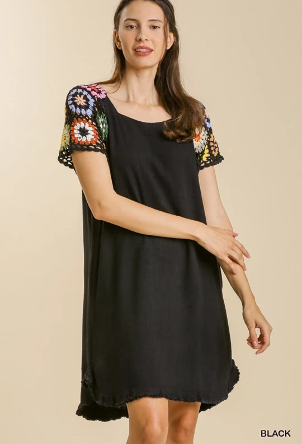 Umgee PLUS SIZE Linen Blend Short Crochet Sleeve Dress with Side Pockets